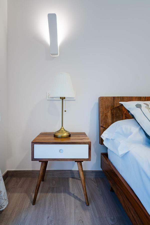 Exclusive Quietness In The Heart Of Madrid With Public Parking, Breakfast, 2 Bathrooms ภายนอก รูปภาพ