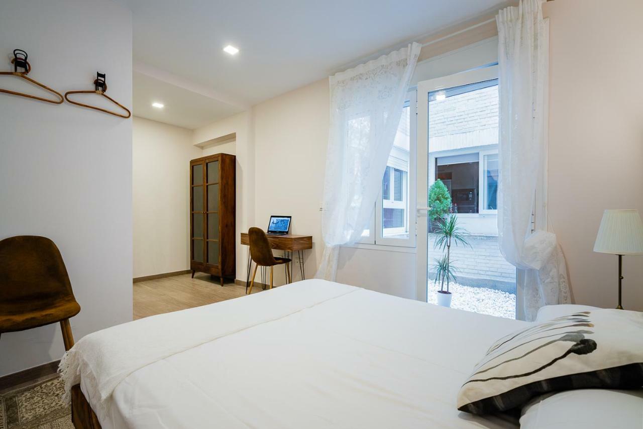 Exclusive Quietness In The Heart Of Madrid With Public Parking, Breakfast, 2 Bathrooms ภายนอก รูปภาพ