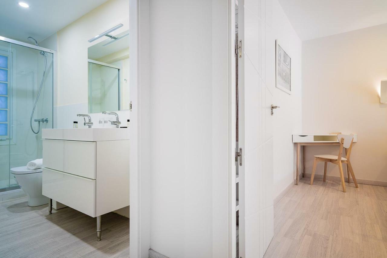 Exclusive Quietness In The Heart Of Madrid With Public Parking, Breakfast, 2 Bathrooms ภายนอก รูปภาพ